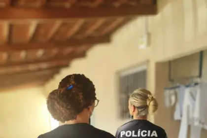 PCGO cumpre buscas e investiga importunação sexual por parte de homem que se despia durante prestação de serviços 