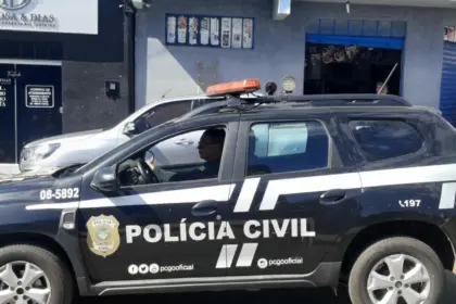 Polícia Civil prende dupla por tentar matar vítima a facadas, após preparar emboscada, em Novo Gama – Policia Civil do Estado de Goiás