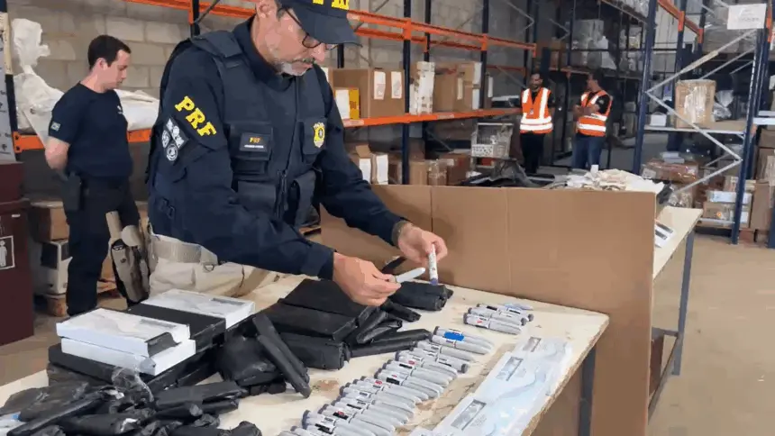 Com promessas de emagrecimento, crescem as apreensões de medicamentos contrabandeados do Paraguai pela PRF nas rodovias federais goianas