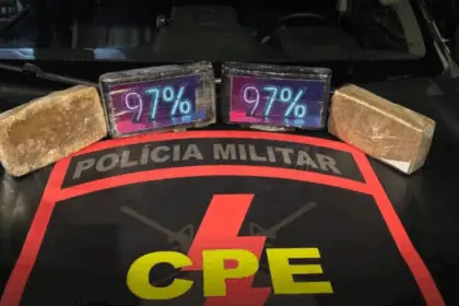 CPE Goianésia apreende drogas avaliadas em R$ 200 mil durante abordagem na 153