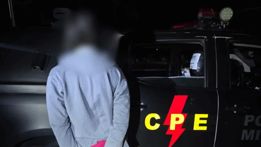 CPE prende mulher por tráfico de drogas em Goianésia CPE prende mulher por tráfico de drogas em Goianésia