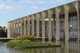 Itamaraty condena ameaça dos EUA de usar “poder militar” contra Brasil