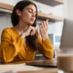 7 riscos de roer as unhas e como parar com esse hábito