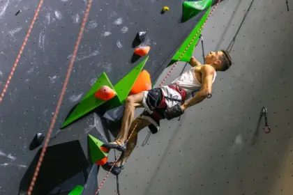 Eduardo Schaus leva bronze na Copa do Mundo de paraescalada na França