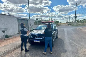 Adolescente é alvo de mandado de busca e apreensão, em Luziânia, por atos infracionais praticados contra a própria mãe