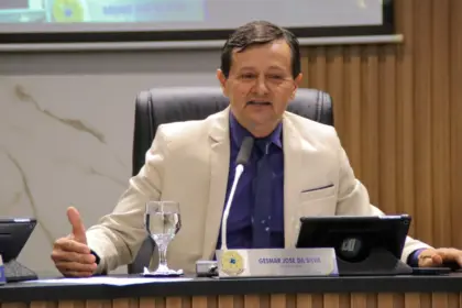 Gesmar solicita revisão de contrato de iluminação pública para melhorar eficiência em áreas amplas de Goianésia