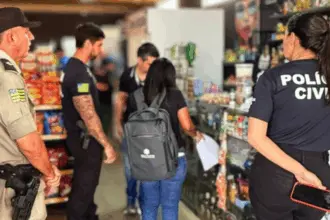 Operação Metanol fiscaliza estabelecimentos e combate bebidas adulteradas em Goianésia