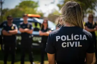 PCGO prende homem em flagrante por agredir companheira e ameaçar sua avó idosa, em Trindade – Policia Civil do Estado de Goiás