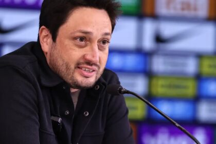 Arthur Elias convoca seleção para amistosos contra Inglaterra e Itália