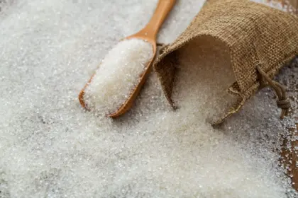 Aprenda a fazer banho de açúcar para atrair sorte e harmonia