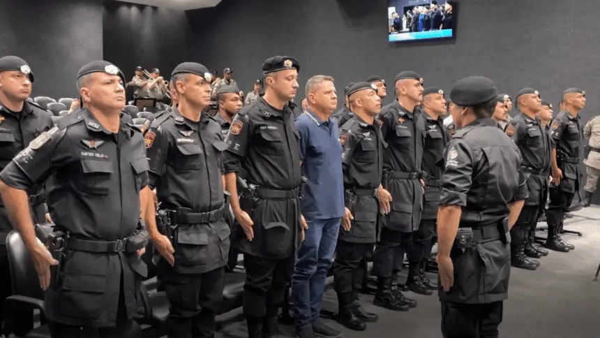 Câmara de Goianésia homenageia policiais da CPE e da Força Tática com Moção de Aplauso