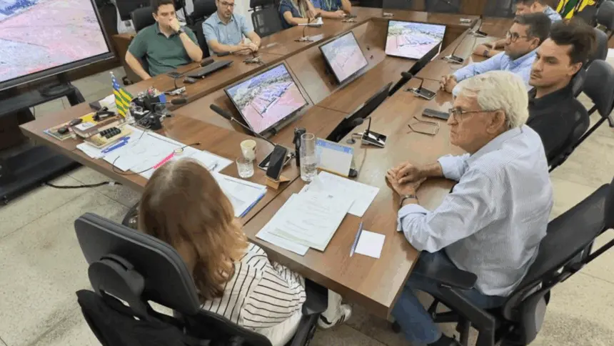 Em reunião com Secretaria de Educação do Estado, Fião apresenta proposta que transforma Credec em AgroEscola