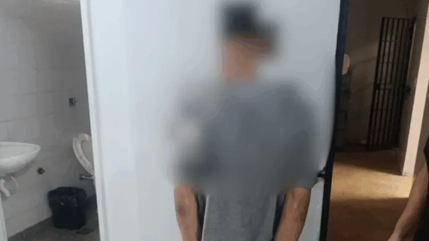 Forças policiais prendem casal suspeito de envolvimento na morte de uma criança de 1 ano e 10 meses