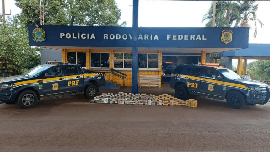 PRF apreende mais de 174 kg de drogas após perseguição e acidente fatal em Goiás