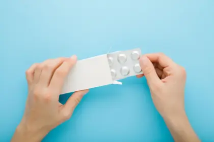 Veja por que não é seguro guardar remédios fora da embalagem original