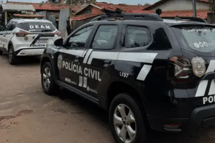 PCGO prende mulher por tráfico de drogas após escola encontrar crack em mochila de adolescente – Policia Civil do Estado de Goiás