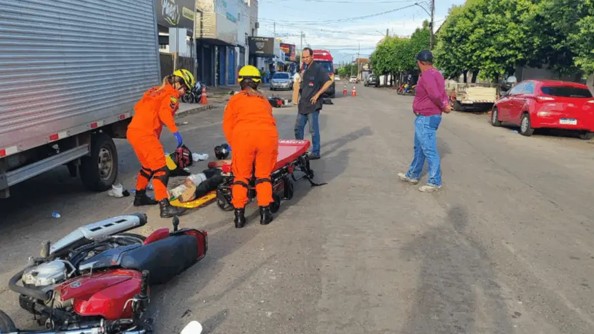 Este acidente em Goianésia deixou duas pessoas feridas; Uma de forma grave Este acidente em Goianésia deixou duas pessoas feridas; Uma de forma grave