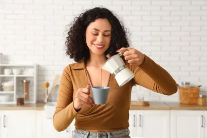 Café em excesso: efeitos no corpo e como diminuir a cafeína