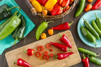 Pimenta na dieta: benefícios para saúde, humor e emagrecimento