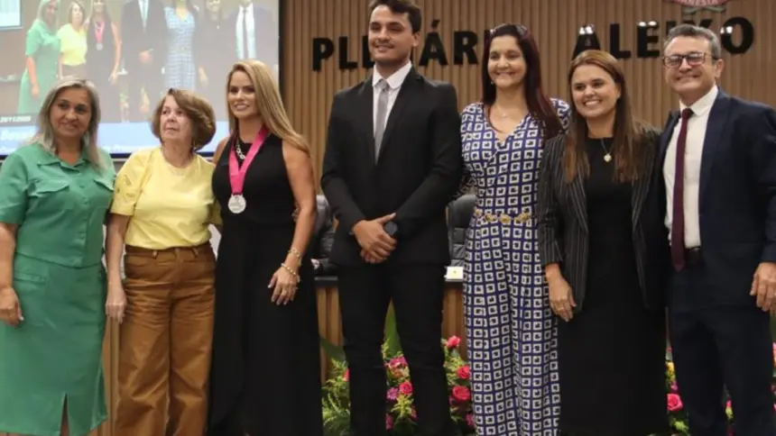 Procuradoria da Mulher e Câmara Municipal homenageiam mulheres empreendedoras de Goianésia