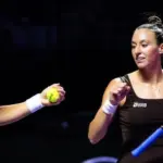 Stefani e Babos perdem na decisão e ficam com o vice no WTA Finals