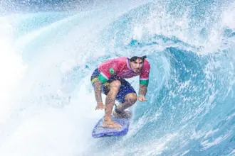 Gabriel Medina retorna ao Circuito Mundial de Surfe em 2026
