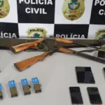 PC cumpre mandado e apreende armas de fogo, munições e aparelhos eletrônicos em Niquelândia