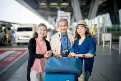 Viagem com idosos: 8 cuidados essenciais para férias tranquilas