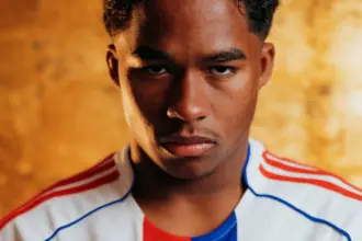 Lyon anuncia contratação por empréstimo do atacante Endrick