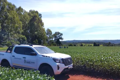 Agrodefesa visita propriedades rurais e leva orientações a produtores durante Expedição Safra 2025/26 – Portal Goiás
