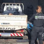 PCGO cumpre mandados de busca e apreensão em investigação de furto de peças de caminhões