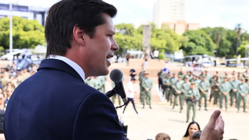 “A vida do bandido vai piorar”, afirma Daniel Vilela durante entrega de helicópteros policiais