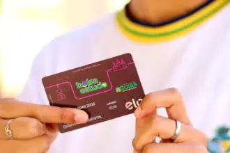 Atenção estudantes! Saldo atual do cartão Bolsa Estudo poderá ser utilizado até 31 de março