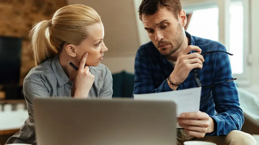 De volta à rotina: por que consultar a placa do veículo evita problemas no início do ano?