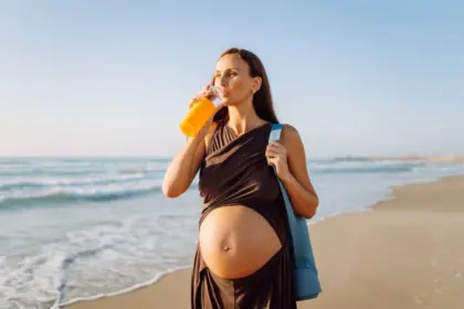5 cuidados essenciais que toda grávida deve ter na praia