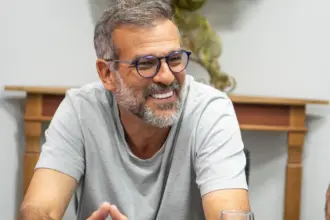 “Faremos história na educação”, afirma Renato ao anunciar programa com investimento inicial de R$ 10 milhões