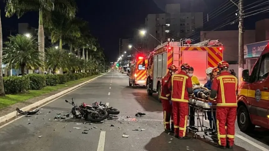 Queda de moto deixa vítima gravemente ferida na Avenida Pará