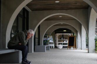 Alzheimer e outras demências são temas do Caminhos da Reportagem