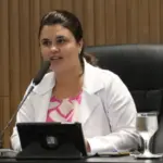 Vereadora Stella solicita ampliação de pontos do transporte de pacientes em Goianésia
