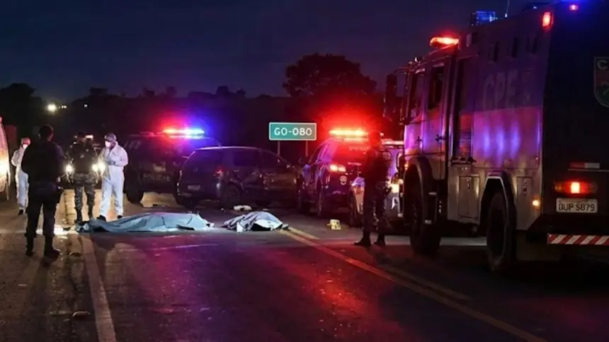 Urgente: Confronto com a CPE termina com dois mortos na GO-080, entre Goianésia e Jaraguá Urgente: Confronto com a CPE termina com dois mortos na GO-080, entre Goianésia e Jaraguá