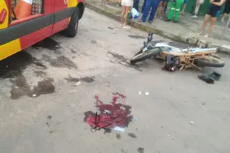 Motociclista sofre fratura exposta durante colisão com camionete no Muniz Falcão