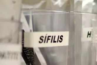 SUS passa a adotar antibiótico para prevenir sífilis e clamídia