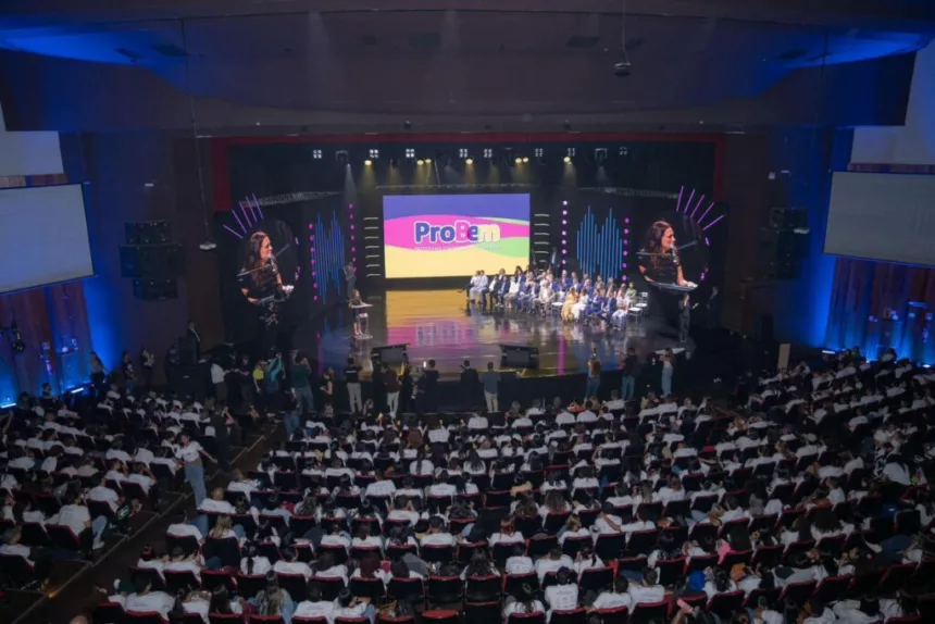 Goiás celebra entrada de novo cinco mil alunos no ProBem – Portal Goiás