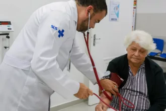 Vírus sincicial também traz risco para idosos, alertam especialistas