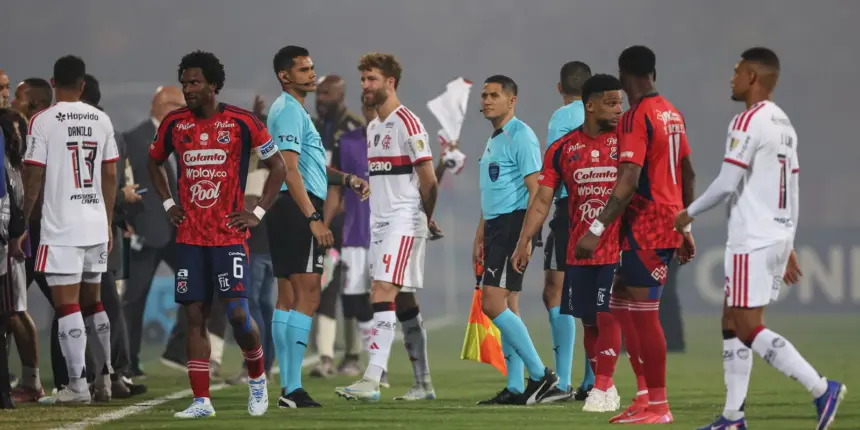 Confusão em estádio faz Conmebol cancelar jogo do Flamengo na Libertadores