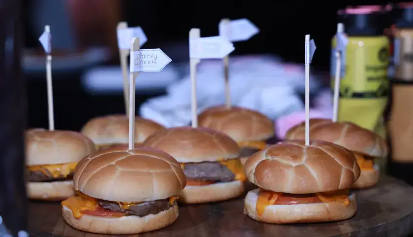 Festival Burger Time celebra melhores hamburguerias e pit dogs de Goiás | ASN Goiás